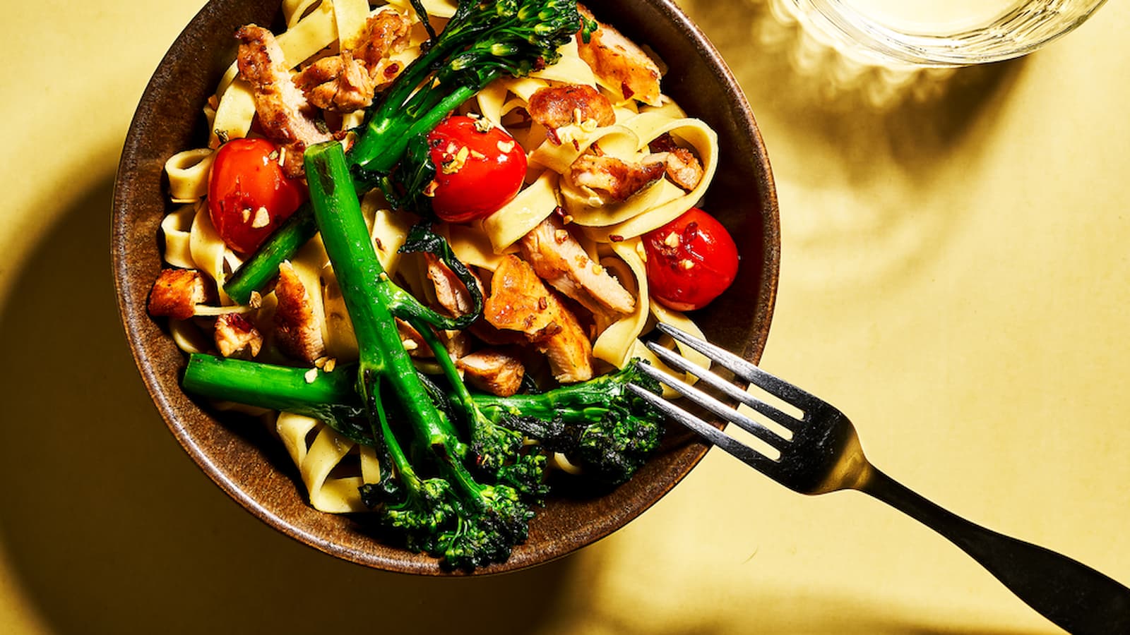 Kariniemen Uunipaahdettu suikale pasta 2 crop